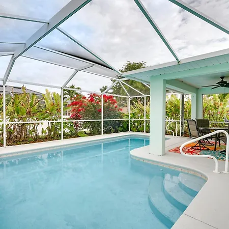 Family Friendly Cape Coral Paradise With Pool!